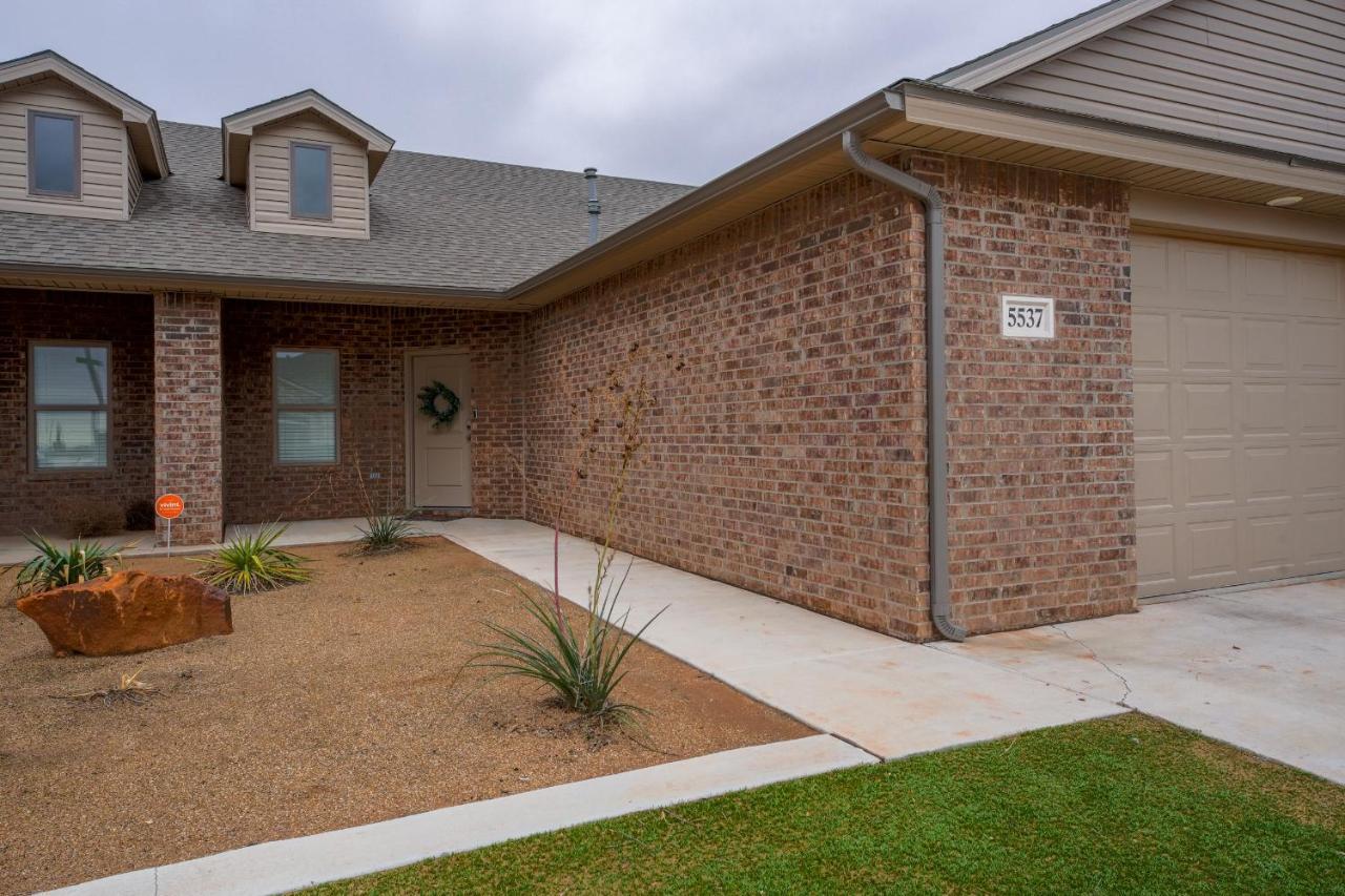 Luxury Lubbock Home Retreat Near Texas Tech エクステリア 写真
